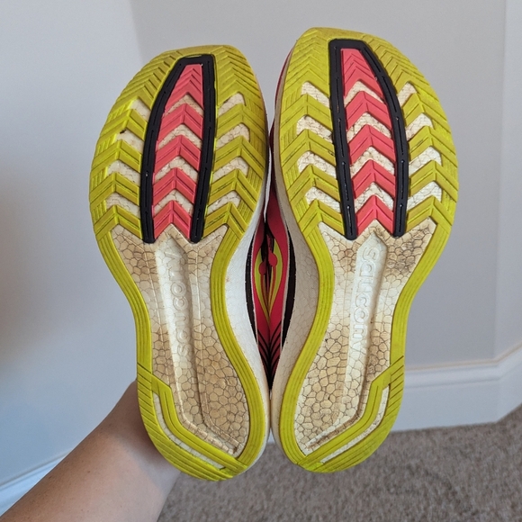 Saucony Endorphin Pro ViZi Pink Running Shoes sz 10 - Picture 6 of 8